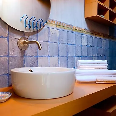 Bed & Breakfast Ananda 4*